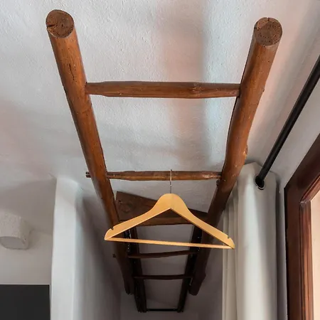 La Casa Dei Mestieri بيت للعطل